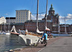 One Day In HELSINKI - Вид на Успенский собор с Pohijoistranta