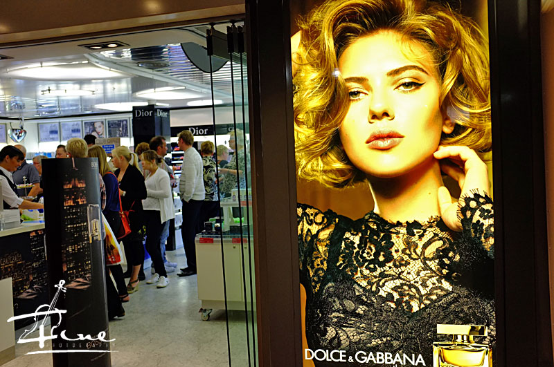 Duty Free на борту парома Стокгольм-Хельсинки