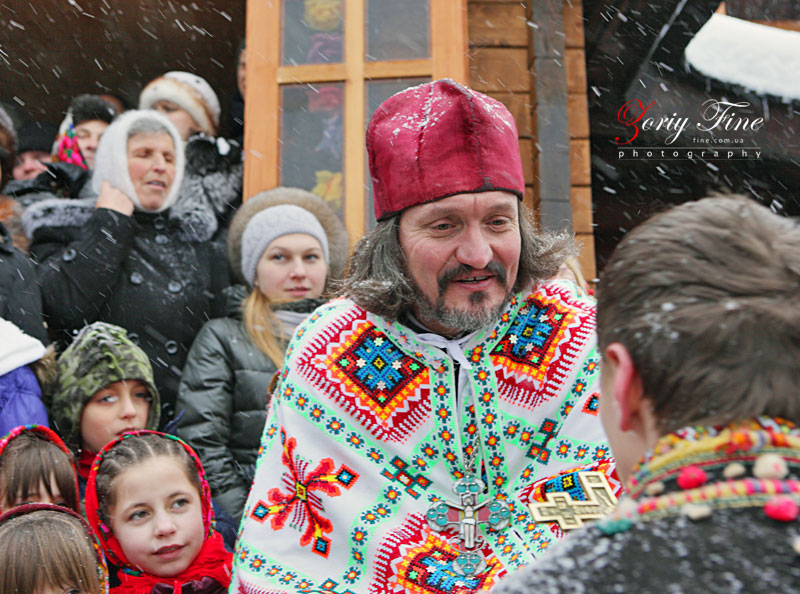 Благословляю тебе сину та поздоровляю з Різдвом Христовим